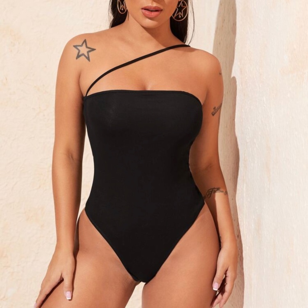One Shoulder Solid bodysuit